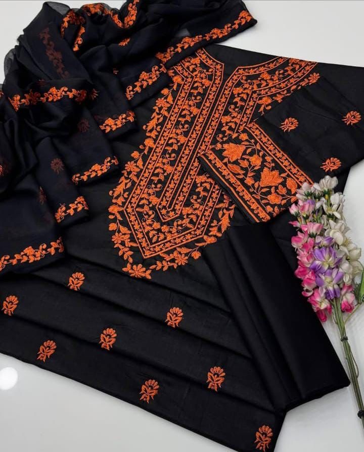 3 Pcs Women  Unstitched &  Embroidered Suit